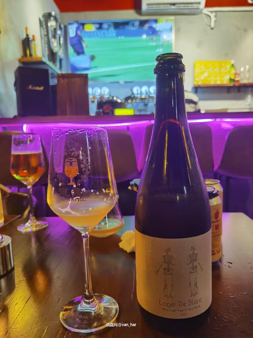 灯红酒绿