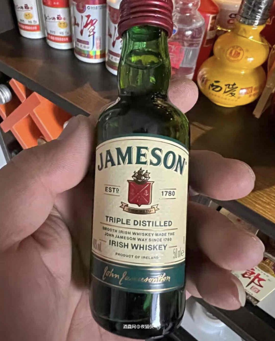 威士忌小酒版不错一口喝一瓶