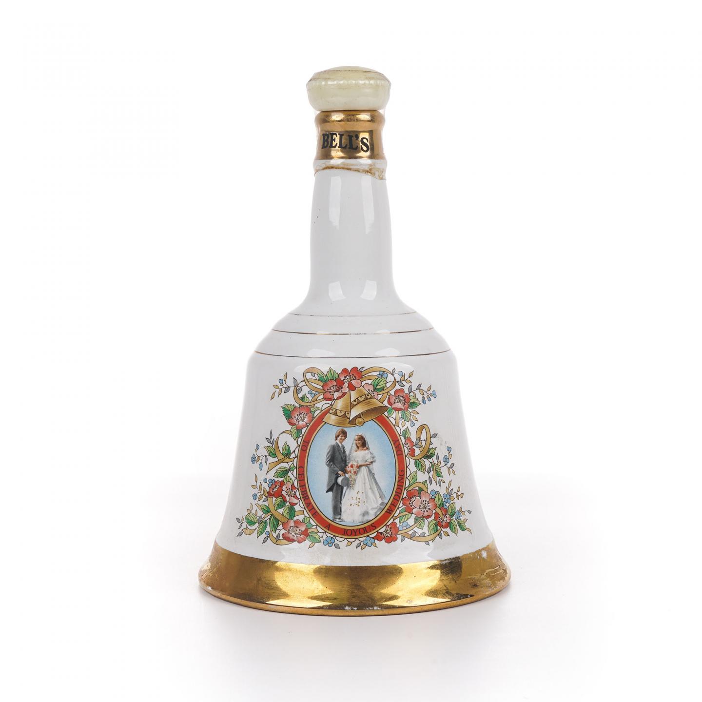 Bell’s 金铃 欢乐婚礼纪念版 调和威士忌 750ml