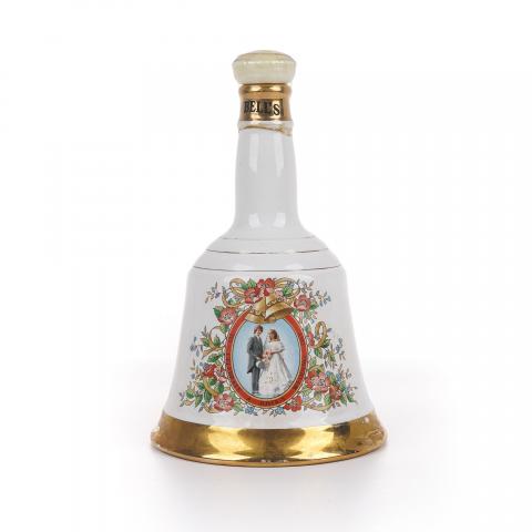 Bell’s 金铃 欢乐婚礼纪念版 调和威士忌 750ml