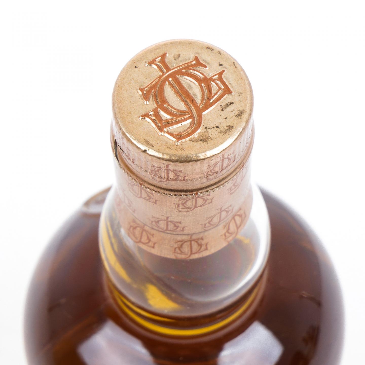 Glenfarclas 格兰花格 1982-2017 家族桶#2215