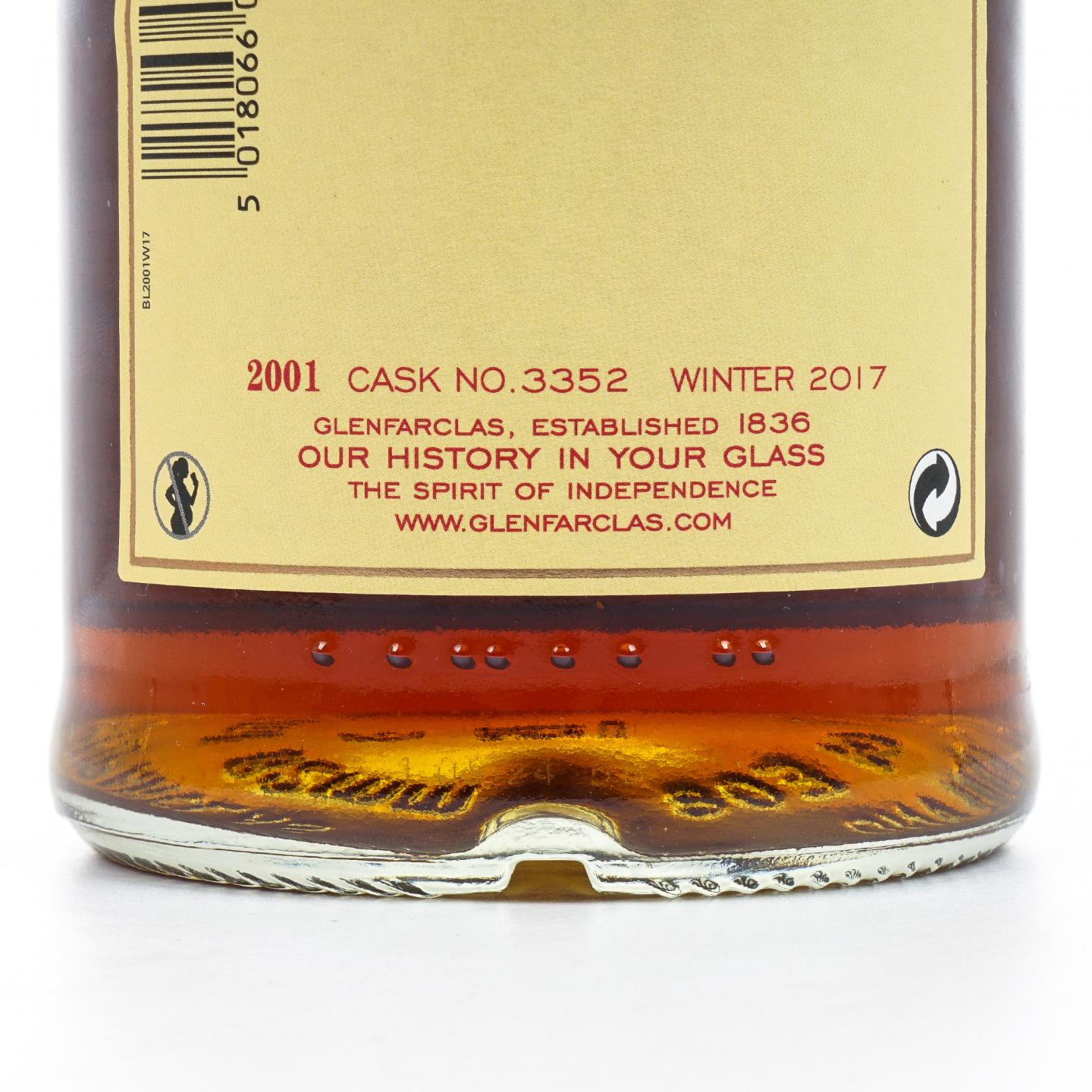Glenfarclas 格兰花格 2001-2017 家族桶#3352