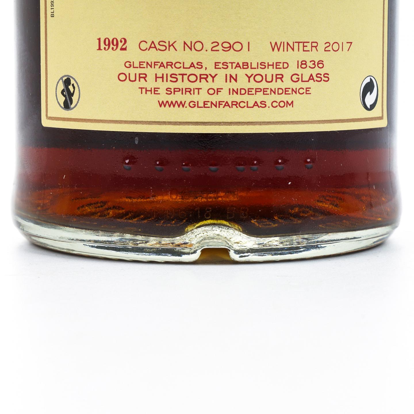 Glenfarclas 格兰花格 1992-2017 家族桶 雪莉单桶#2901