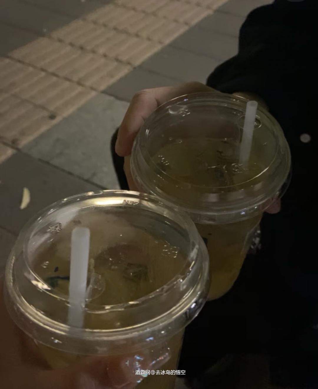 夜游珠江走到哪里喝到哪里