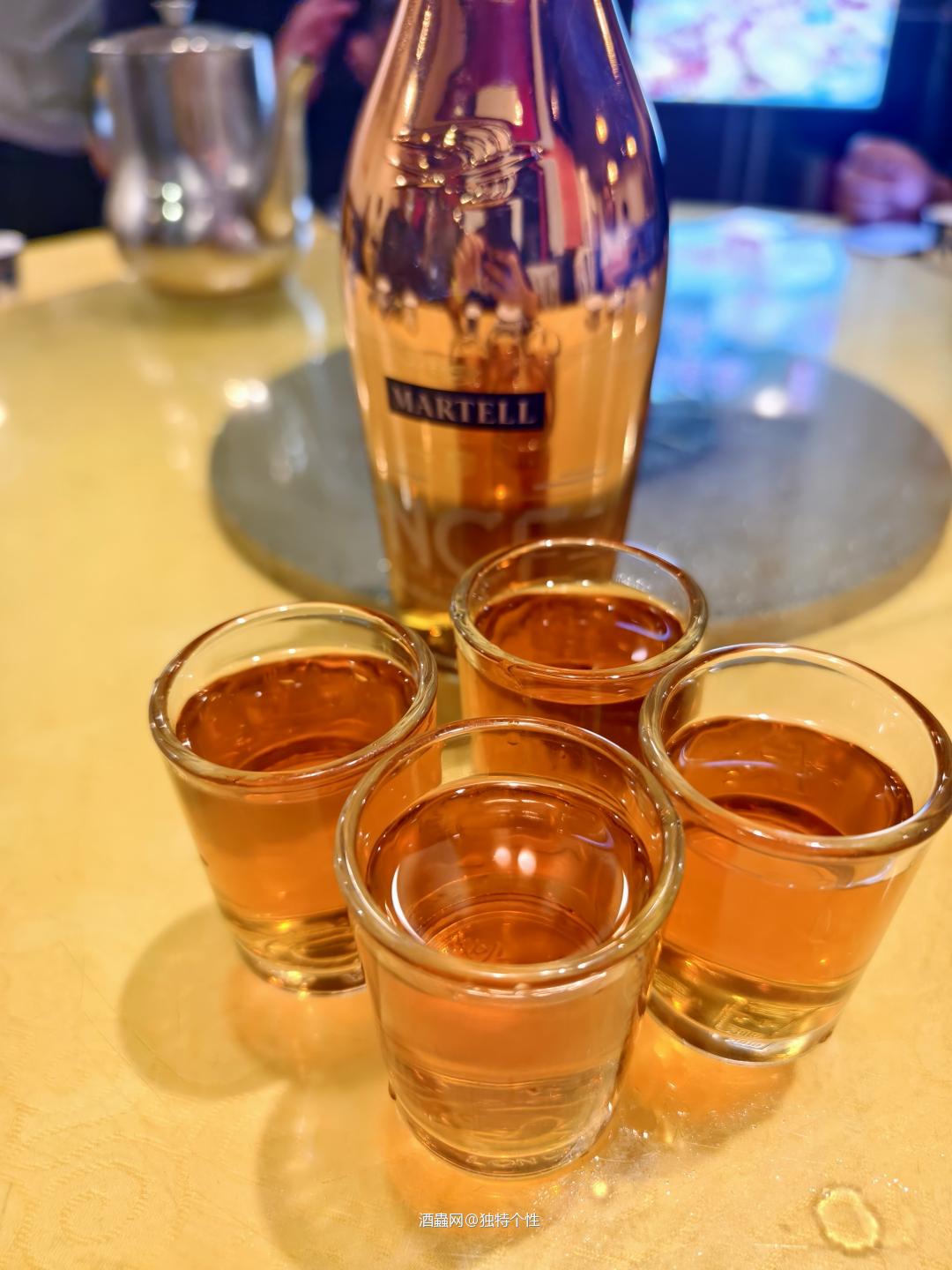 这么漂亮的酒