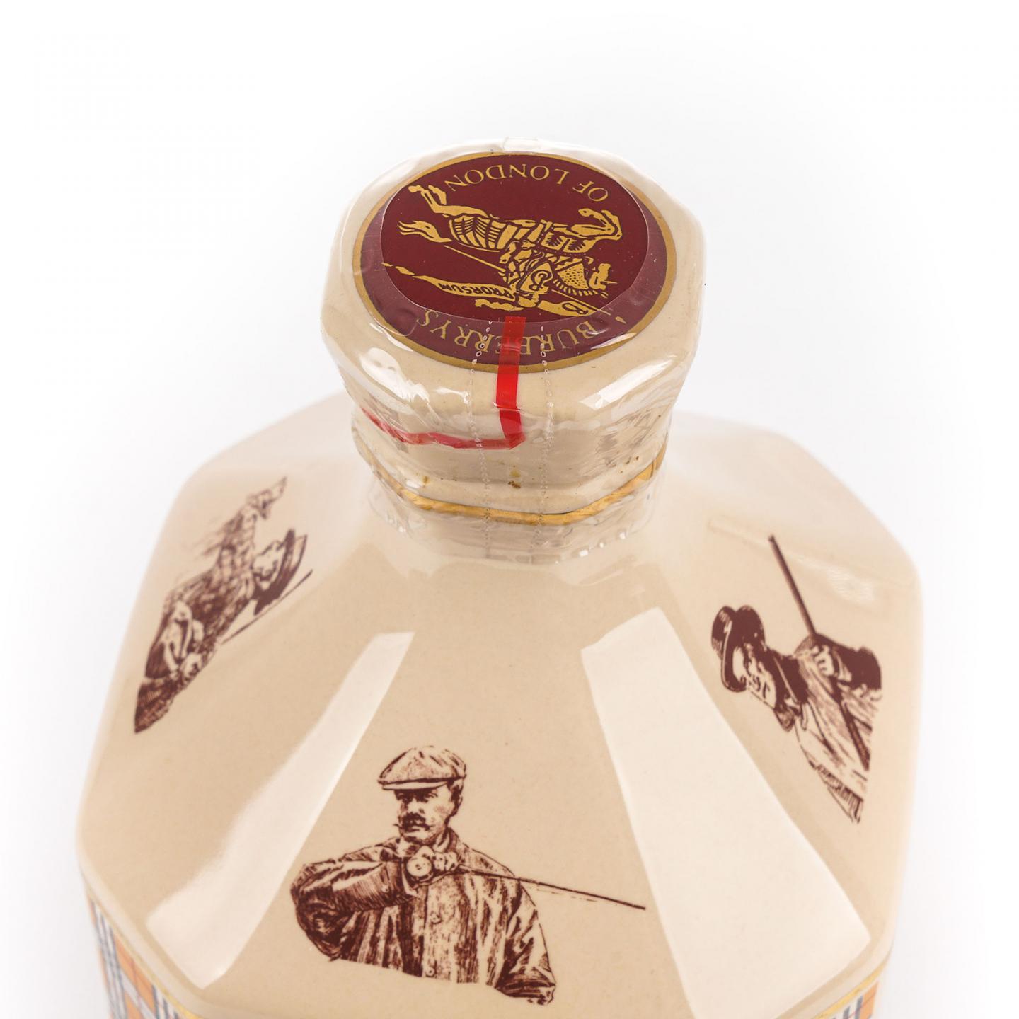 Burberry.s 23年 Special Selection 调和