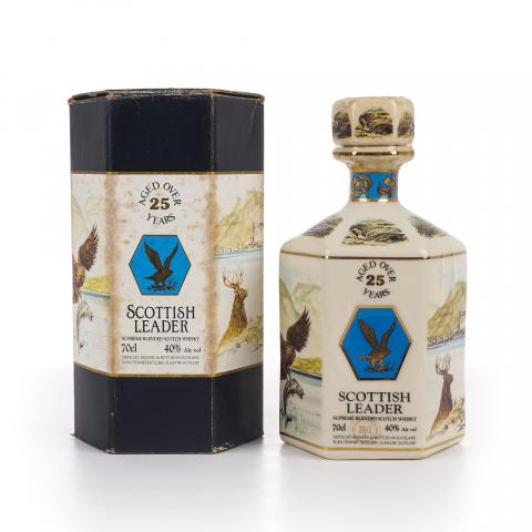 Scottish Leader 领导者 Over 25年 陶瓷瓶 调和 700ml