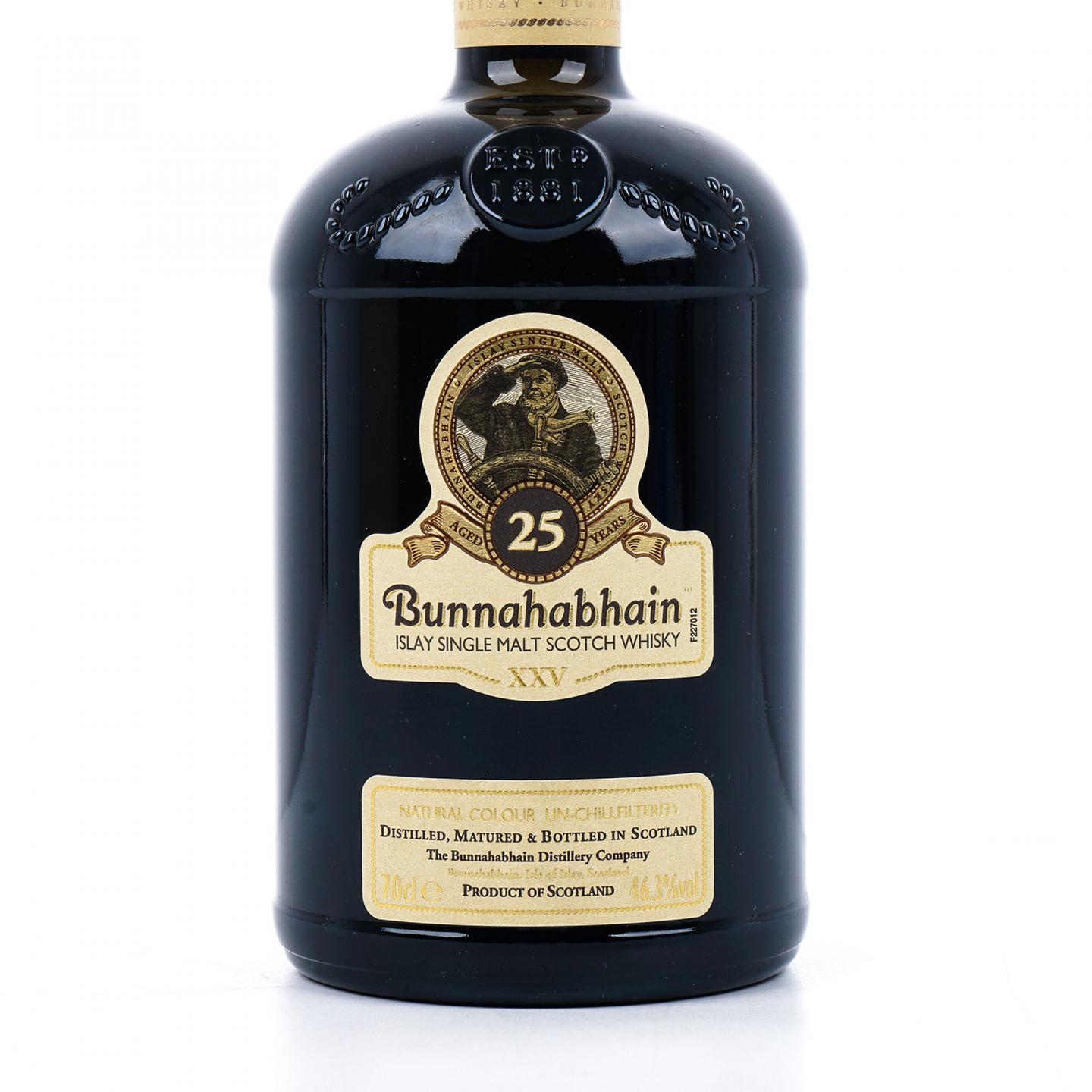 Bunnahabhain 布纳哈本 25年 XXV 礼盒