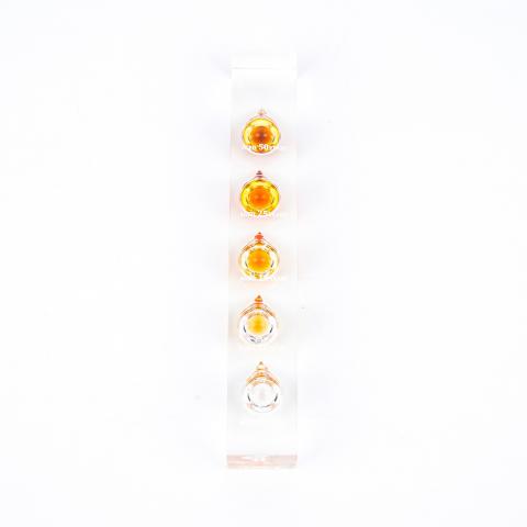 山崎 威士忌展示摆件 含50 25 18 12 0年酒液