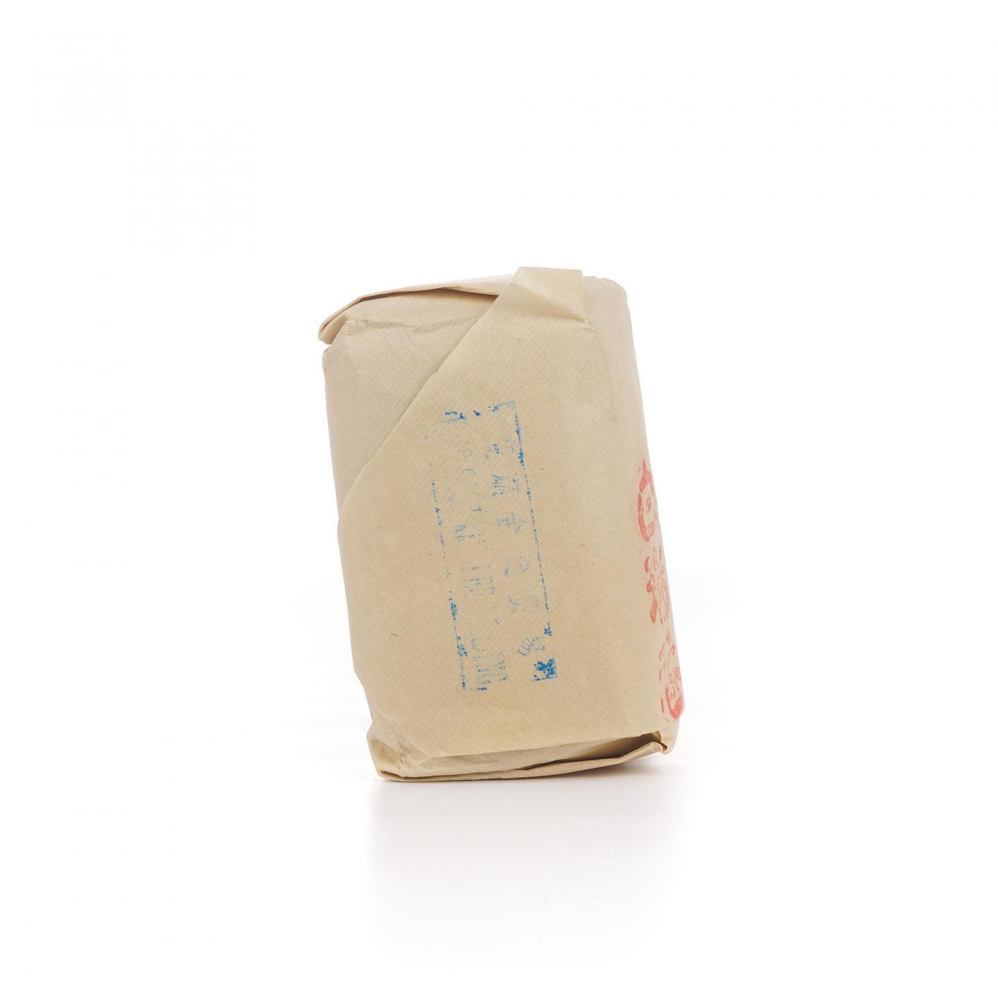 White Horse 白马 调和 700ml/750ml 2支组 附赠甲级武夷名枞白瑞香茶叶50g