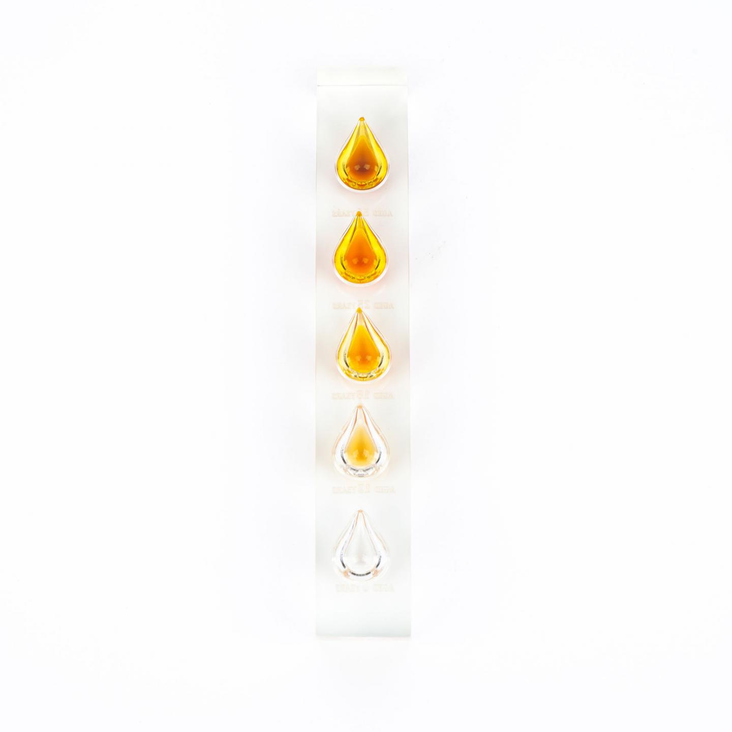 山崎 威士忌展示摆件 含50 25 18 12 0年酒液