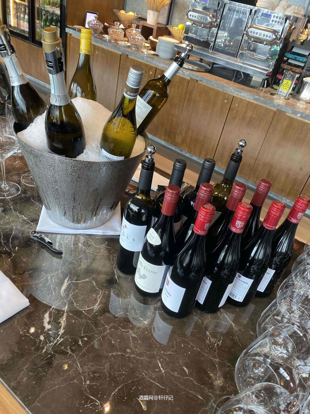 澳门君悦酒店，任饮任吃