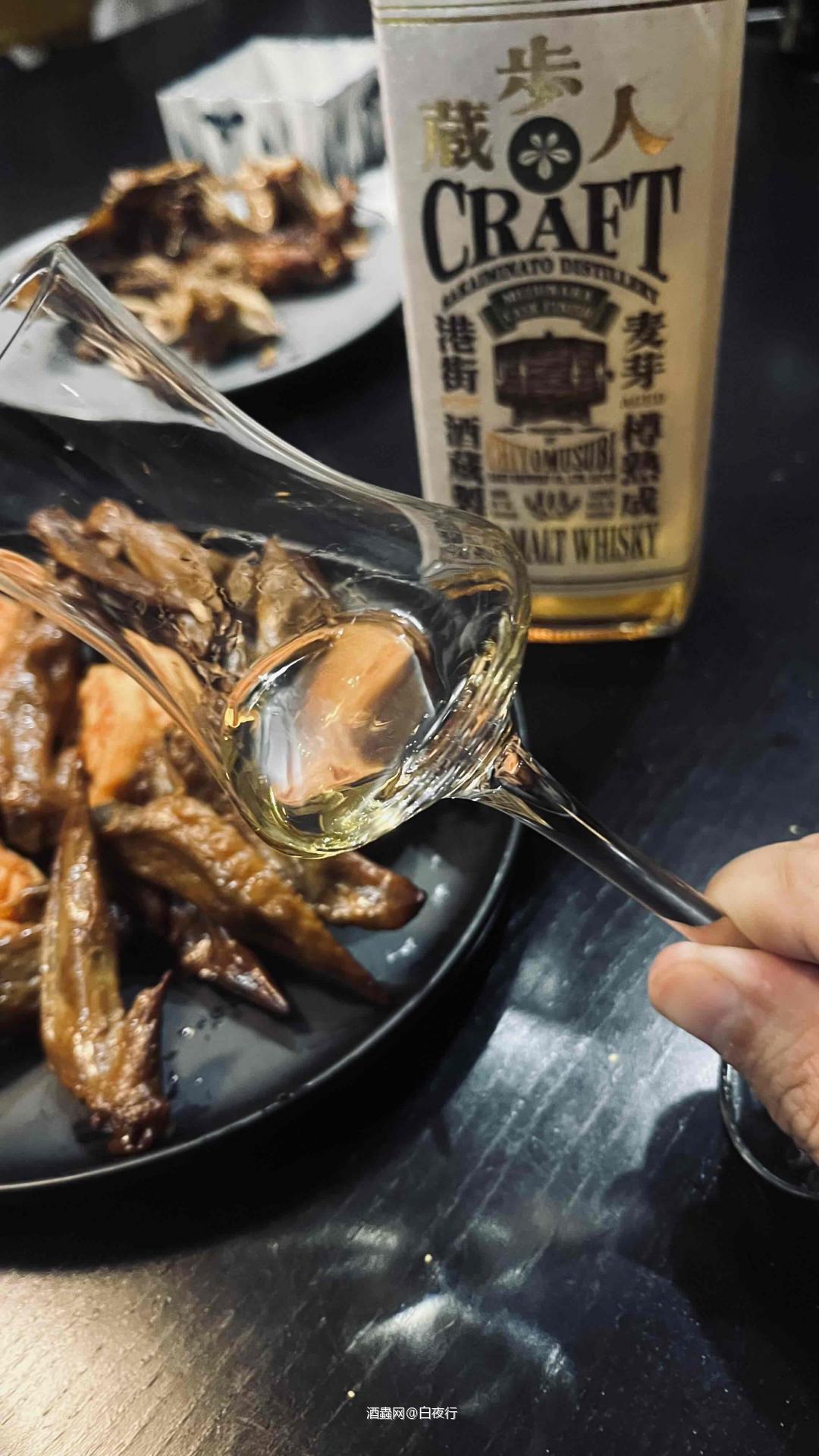 朋友日本背回来的酒