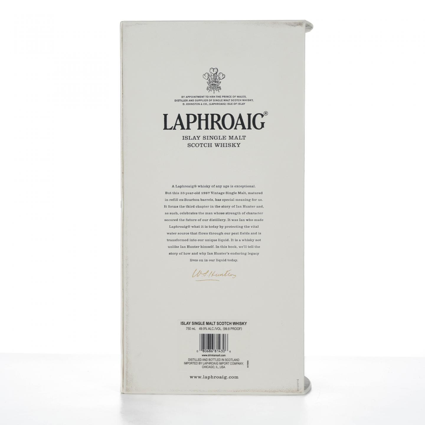 Laphroaig 拉弗格 33年 Ian Hunter Book 3 750ml