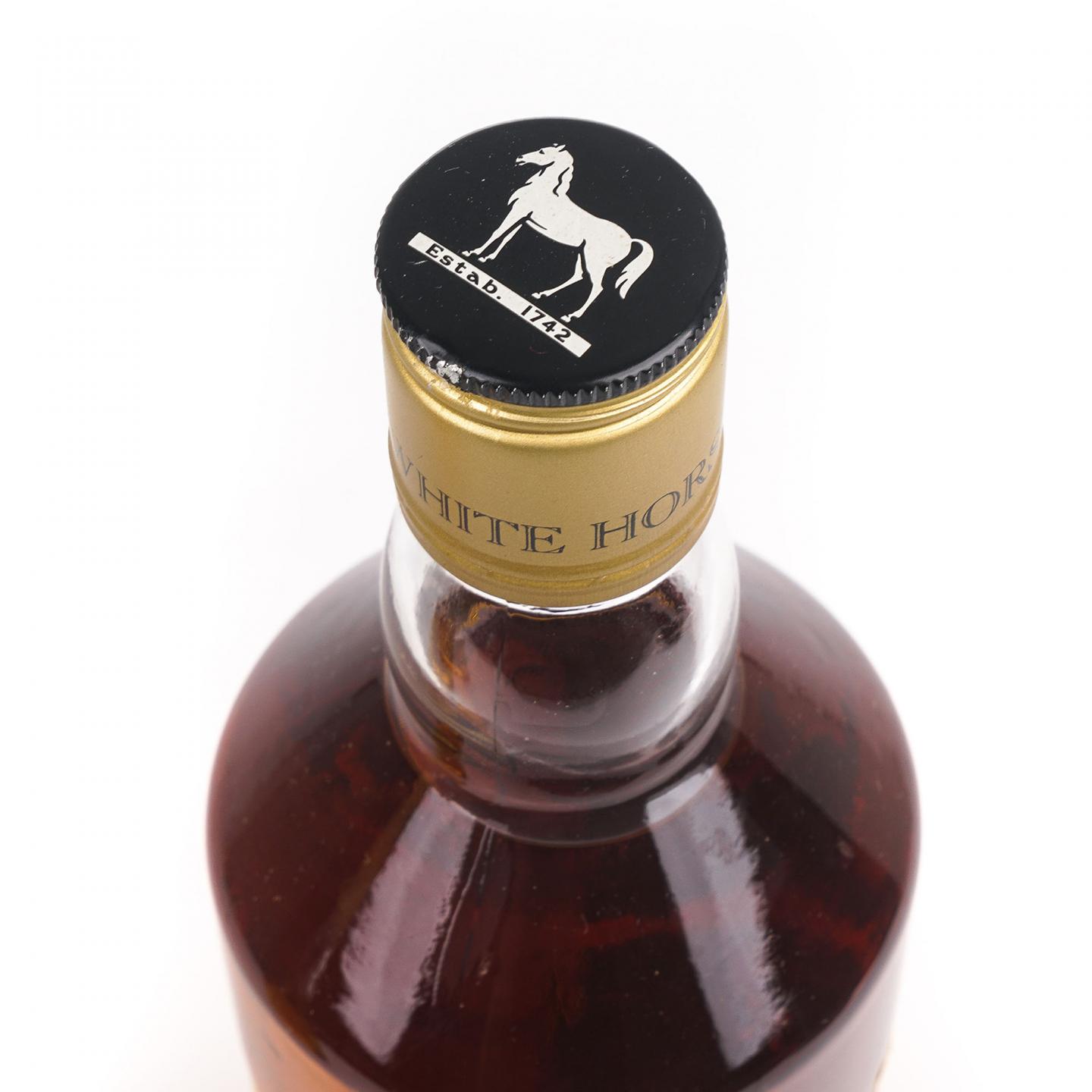 White Horse 白马 无年份/8年 Fine Old 调和 700ml/750ml 2瓶组