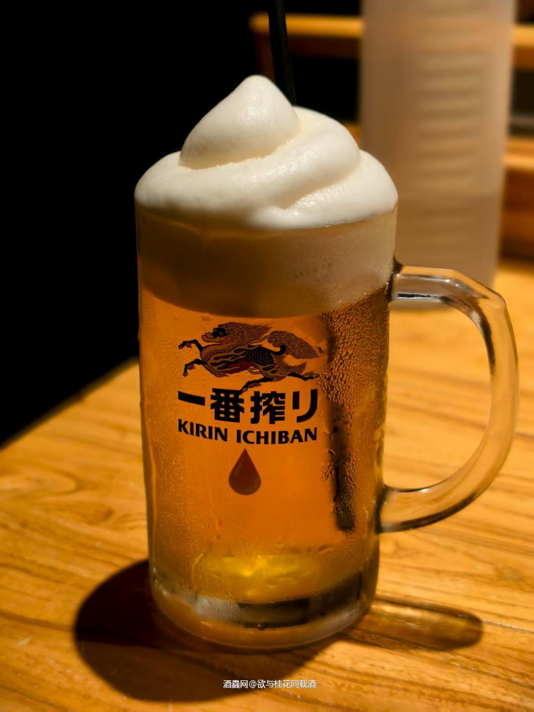 骑行的快乐一半来自扑面而来的风，一半来自结束后的第一口冰啤酒