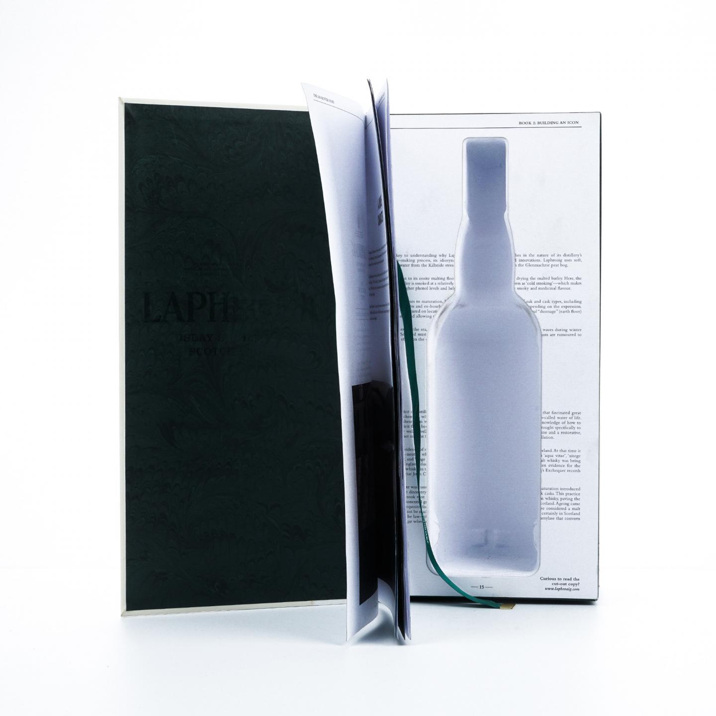 Laphroaig 拉弗格 30年 伊恩•亨特之书 Book 2