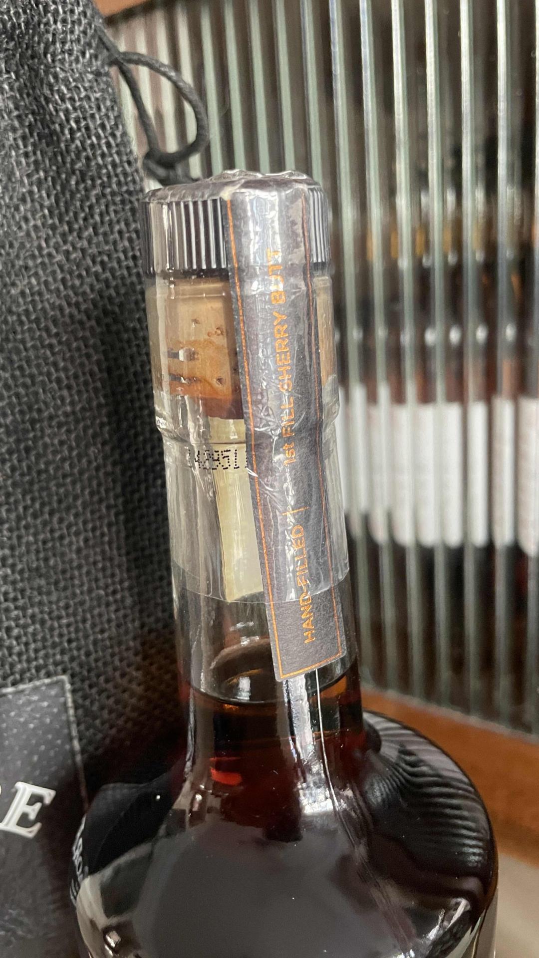 波摩 手工瓶 2005-2015装瓶 雪莉单桶 装瓶至今已有10年 非常稀少 值得收藏与品鉴