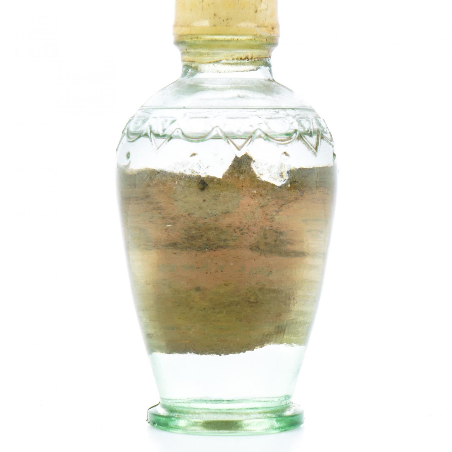 四川五粮液·八十年代 优质牌五粮液 萝卜瓶 小瓶装