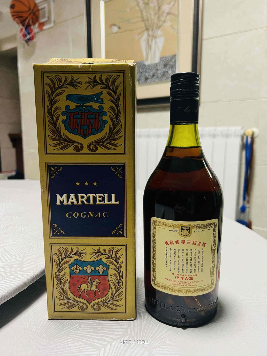 60-70年代～馬爹利青瓶十字三星拔蘭地<img src='https://sdata.whiskyworm.com/xcxpics/emoji_80.png' class='emoji' /><img src='https://sdata.whiskyworm.com/xcxpics/emoji_80.png' class='emoji' /><img src='https://sdata.whiskyworm.com/xcxpics/emoji_80.png' class='emoji' />