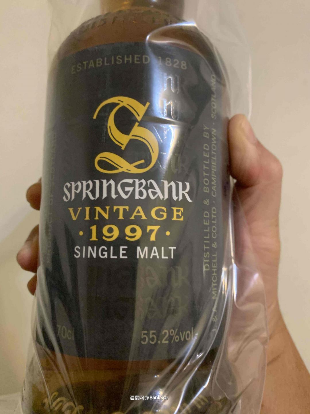 Springbank 1997 Vintage——这到底是经典还是笑话？ 最近翻出几瓶 Springbank Vintage 1997，标示很霸气，54.9% 跟 55.2% 两种版本。 我只能说，这东西完全是 Springbank 的极致操作：
