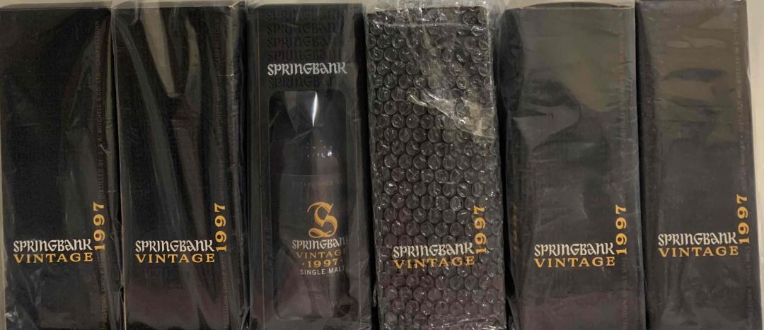 Springbank 1997 Vintage——这到底是经典还是笑话？ 最近翻出几瓶 Springbank Vintage 1997，标示很霸气，54.9% 跟 55.2% 两种版本。 我只能说，这东西完全是 Springbank 的极致操作：