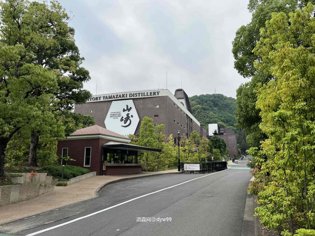 现在的价格……<img src='https://sdata.whiskyworm.com/xcxpics/emoji_27.png' class='emoji' />