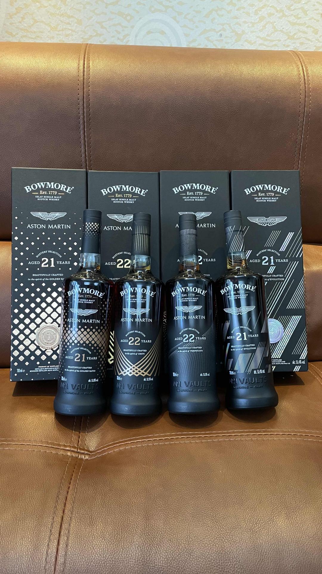 bowmore 波摩 xx阿斯顿马丁 合作限量版 桶强 一组4瓶 酒龄21 22年 公司行货