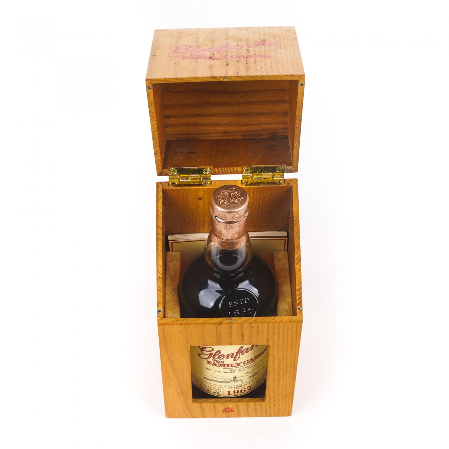 Glenfarclas 格兰花格 1967-2013 家族桶 雪莉单桶#6354