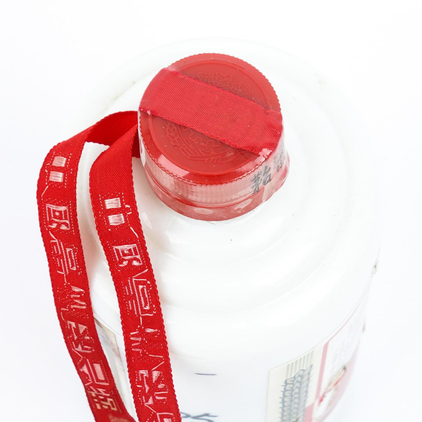 贵州茅台·2005年 飞天 33%