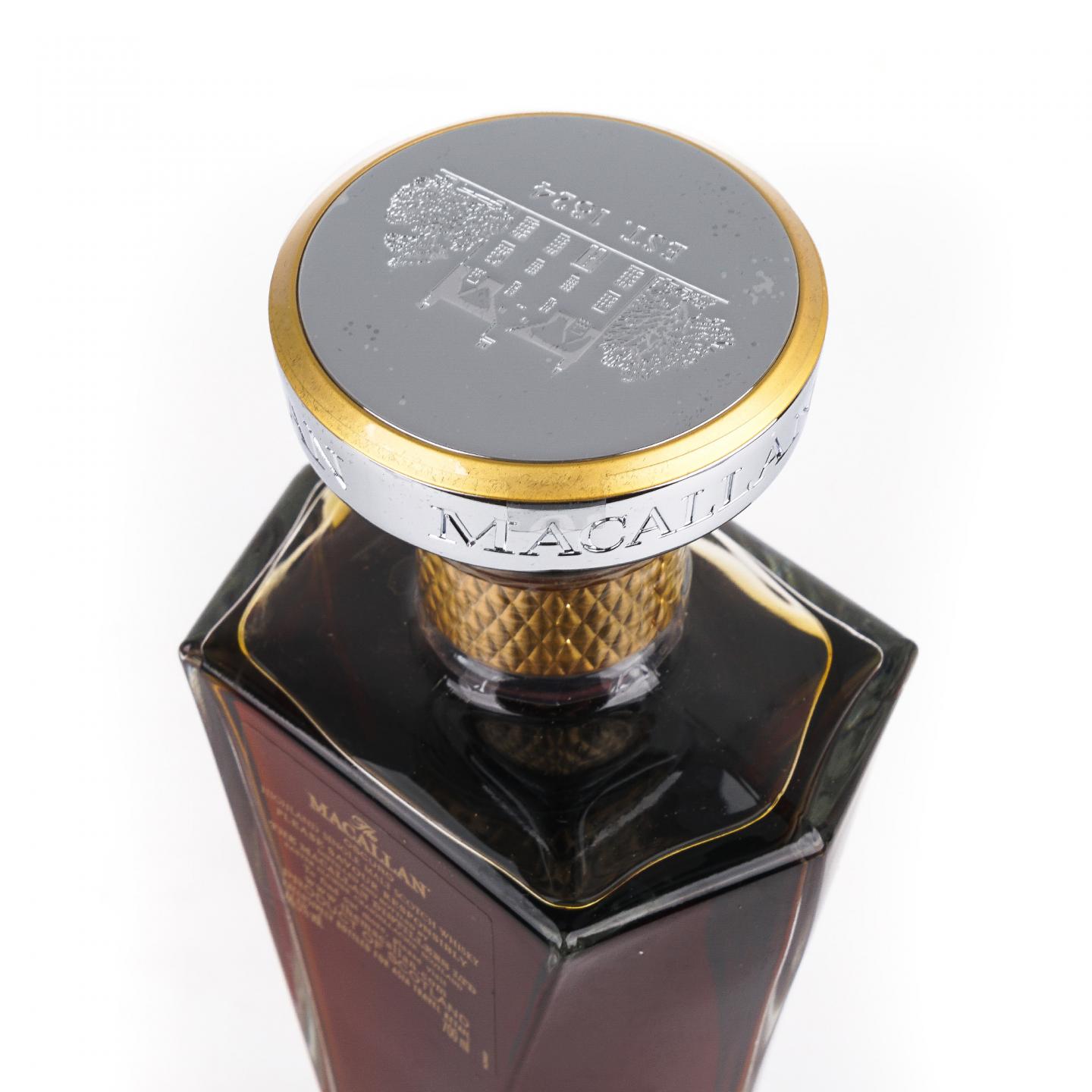 Macallan 麦卡伦 Oscuro 深棕 1824系列