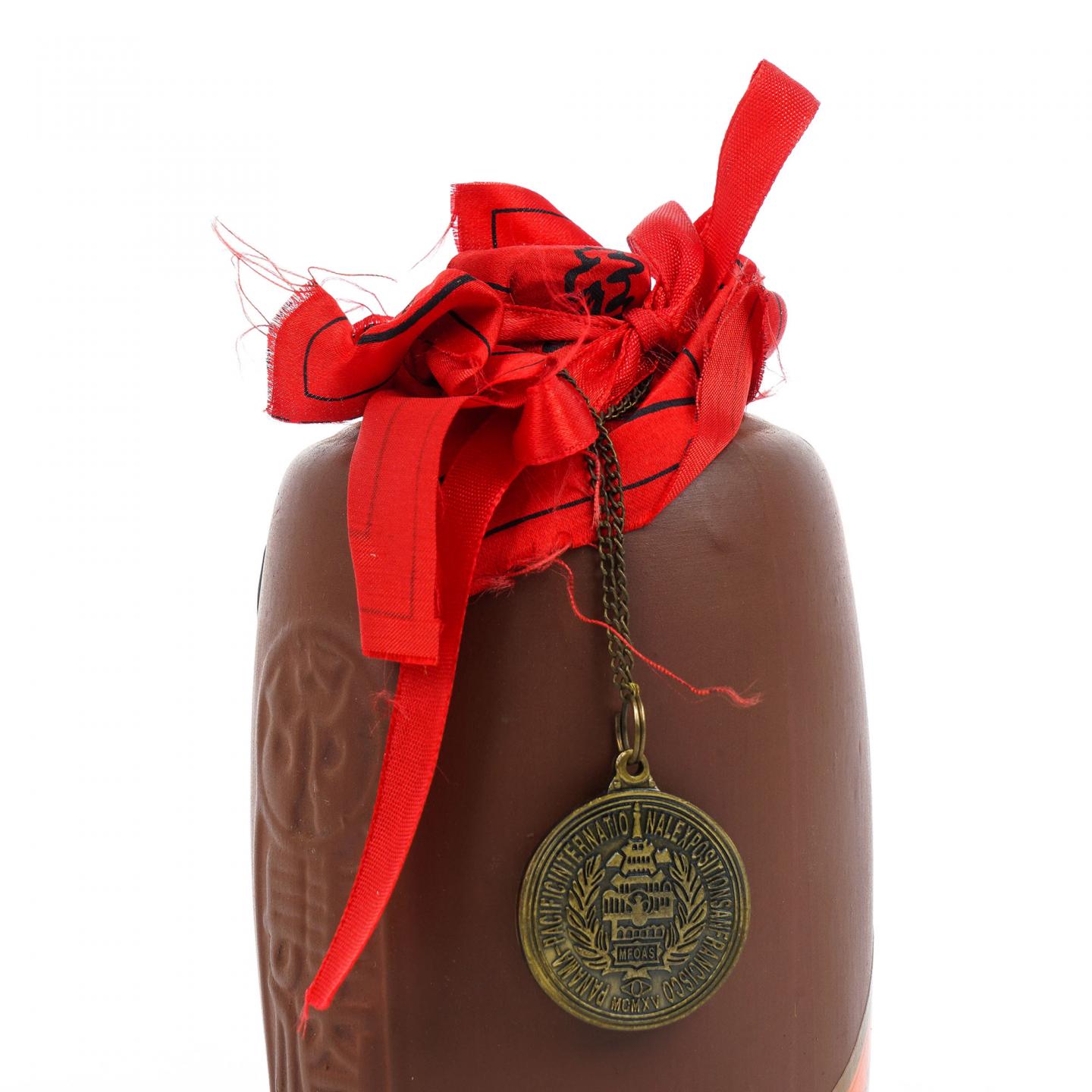 泸州老窖·2001年 大曲 浓香型 紫砂装