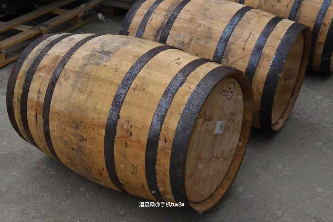 鉴赏一下，带认证的雪莉桶250L