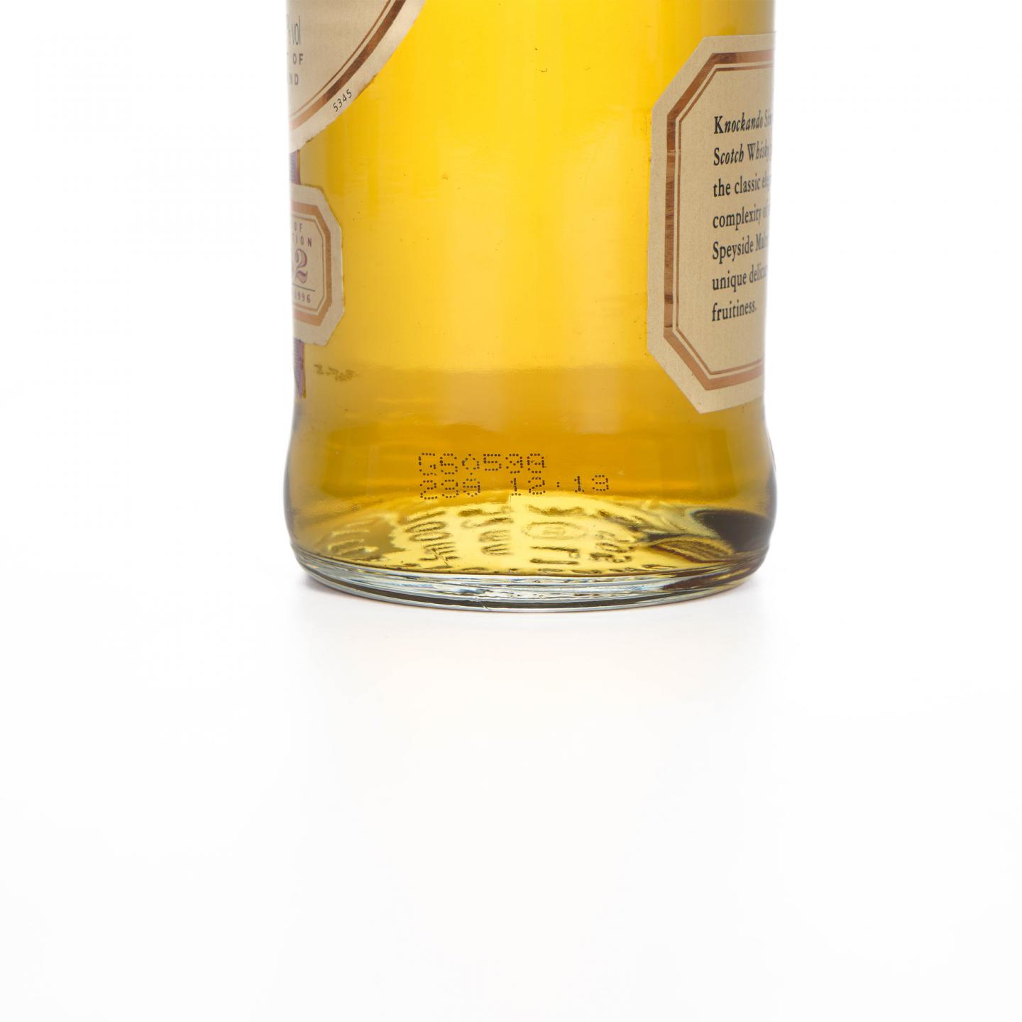 Knockando 洛坎多 1982-1996 皇室徽标