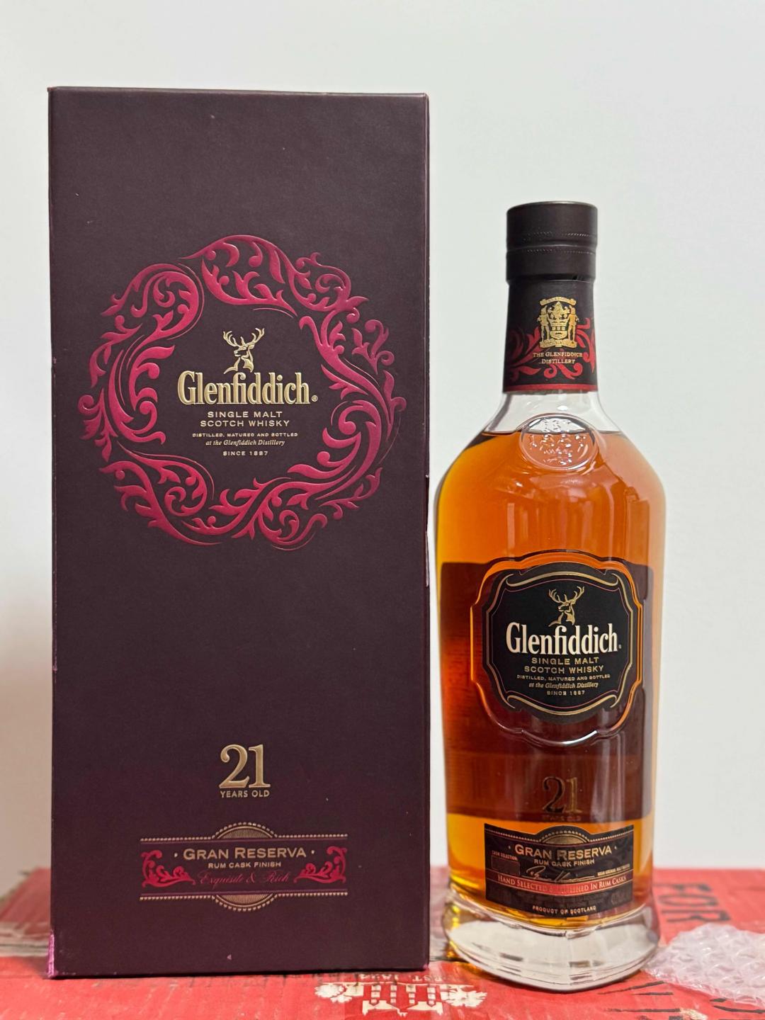 格兰菲迪21年 姥姥版本 43.2度 皮盒