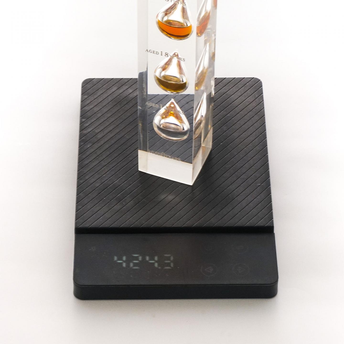 山崎 威士忌展示摆件 含50 25 18 12 0年酒液