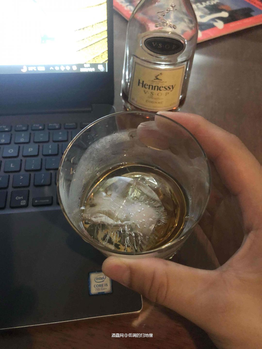 工作之余记得喝一杯提提神