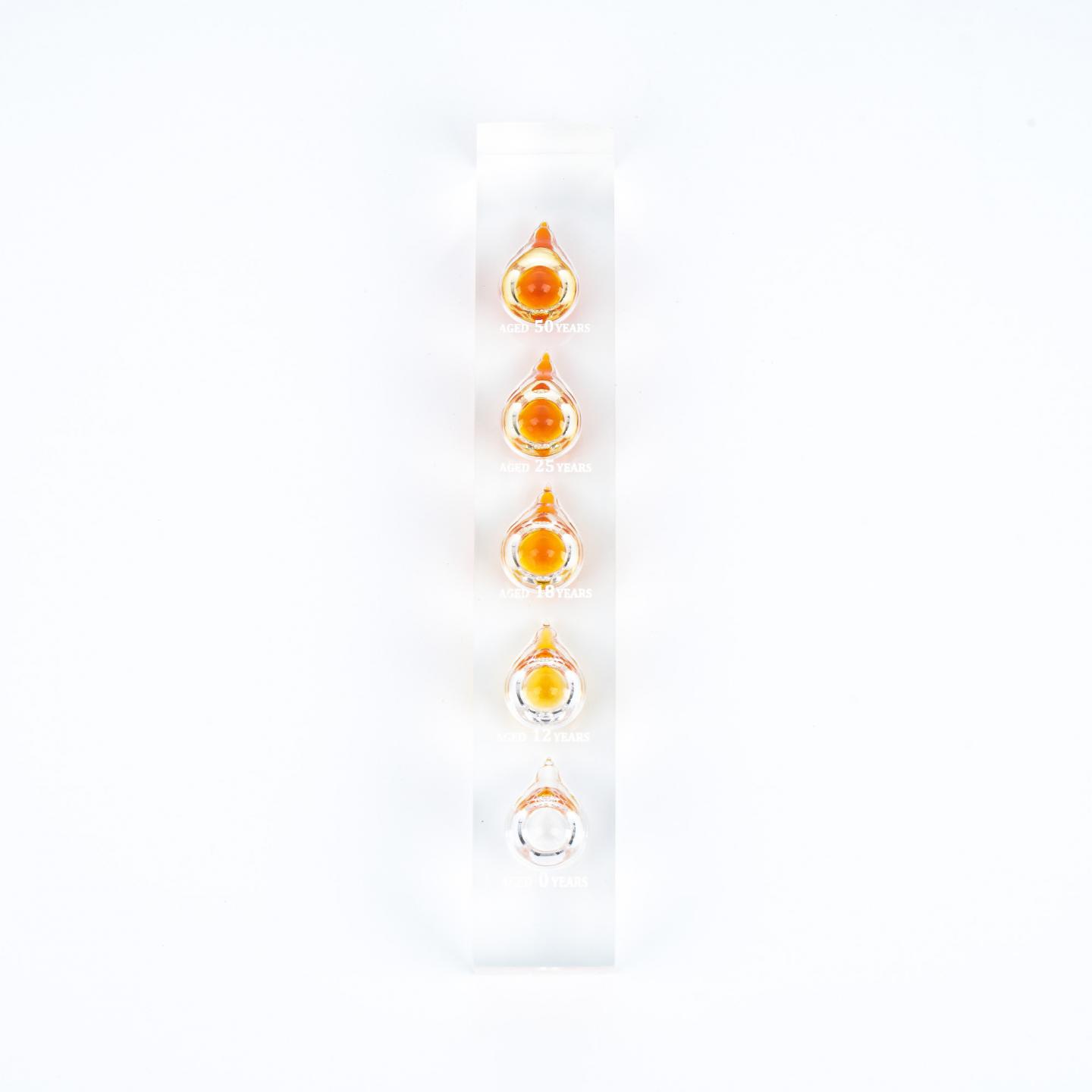 山崎 含50 25 18 12 0年酒液 威士忌摆件