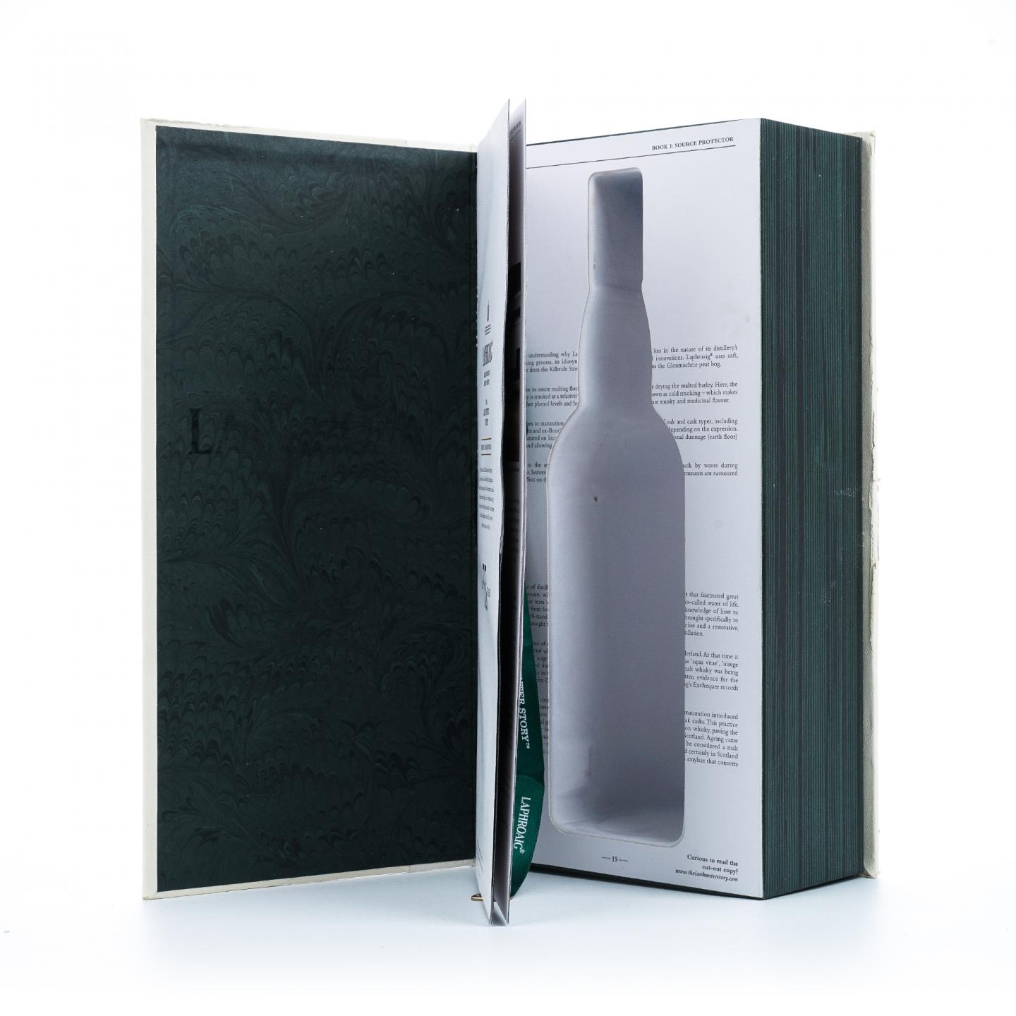 Laphroaig 拉弗格 33年 Ian Hunter Book 3