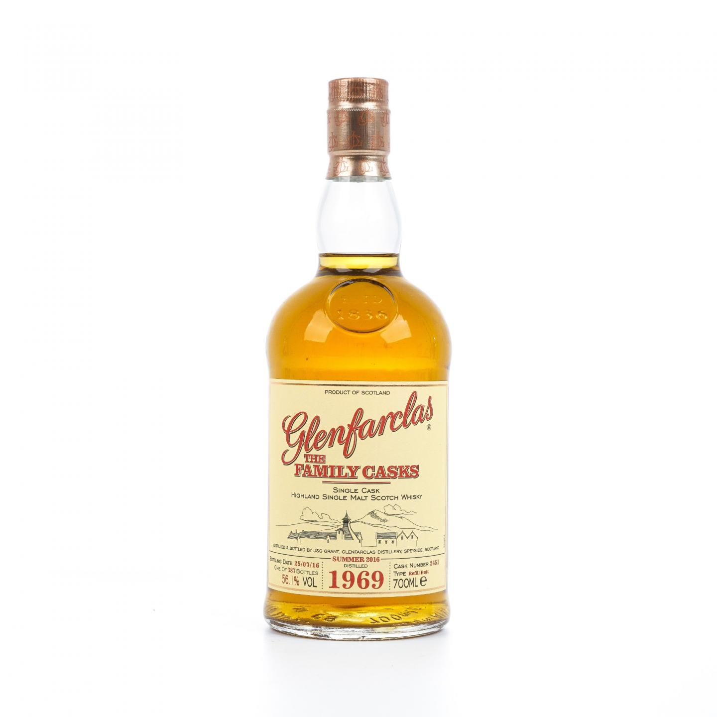 Glenfarclas 格兰花格 1969-2016 家族桶#2451