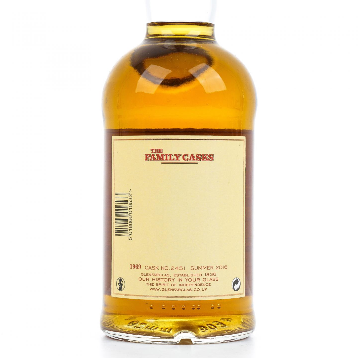 Glenfarclas 格兰花格 1969-2016 家族桶#2451