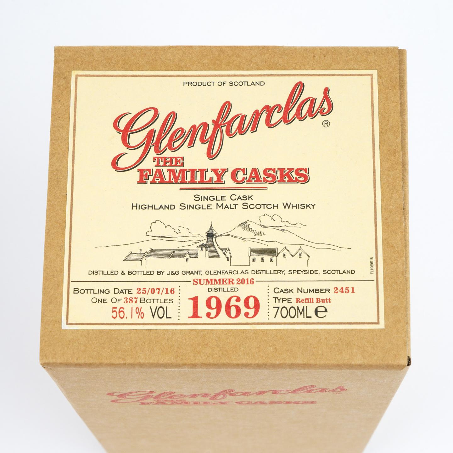 Glenfarclas 格兰花格 1969-2016 家族桶#2451