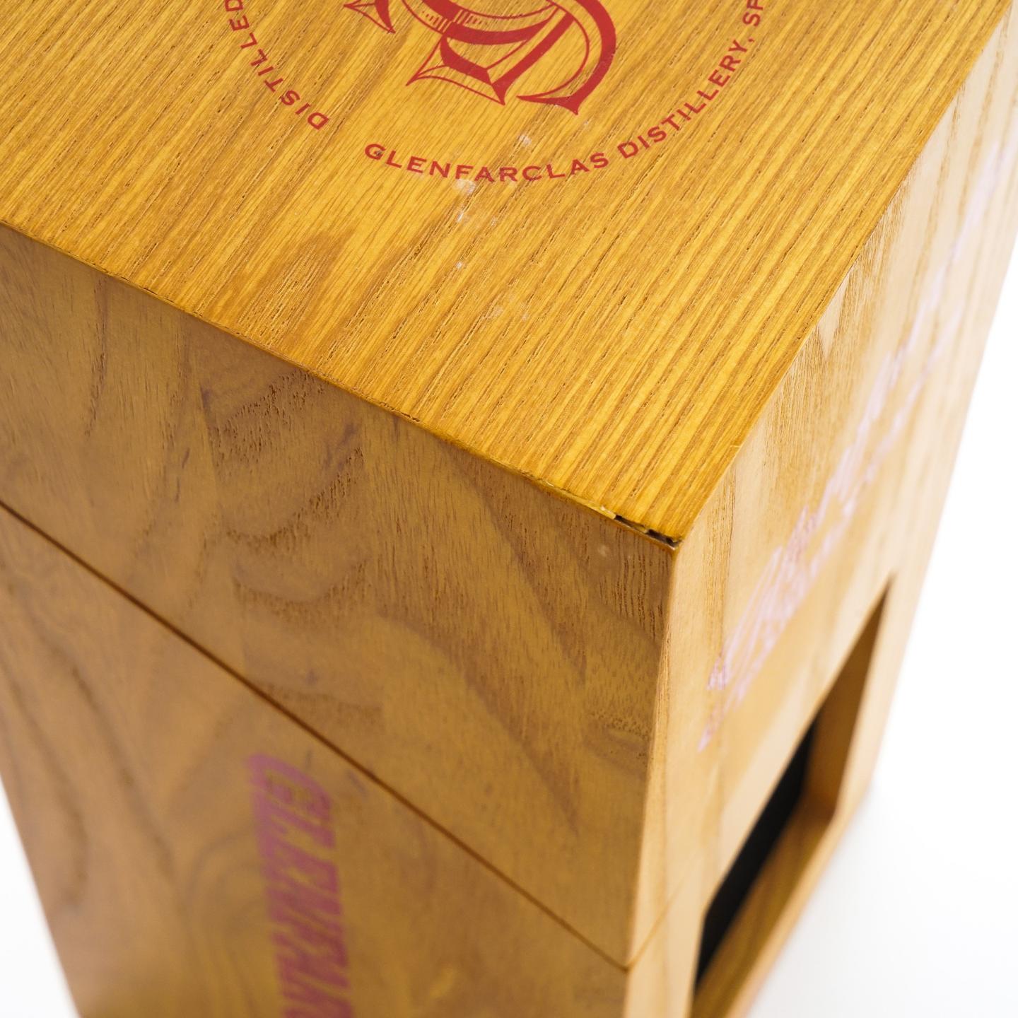 Glenfarclas 格兰花格 1969-2016 家族桶#2451