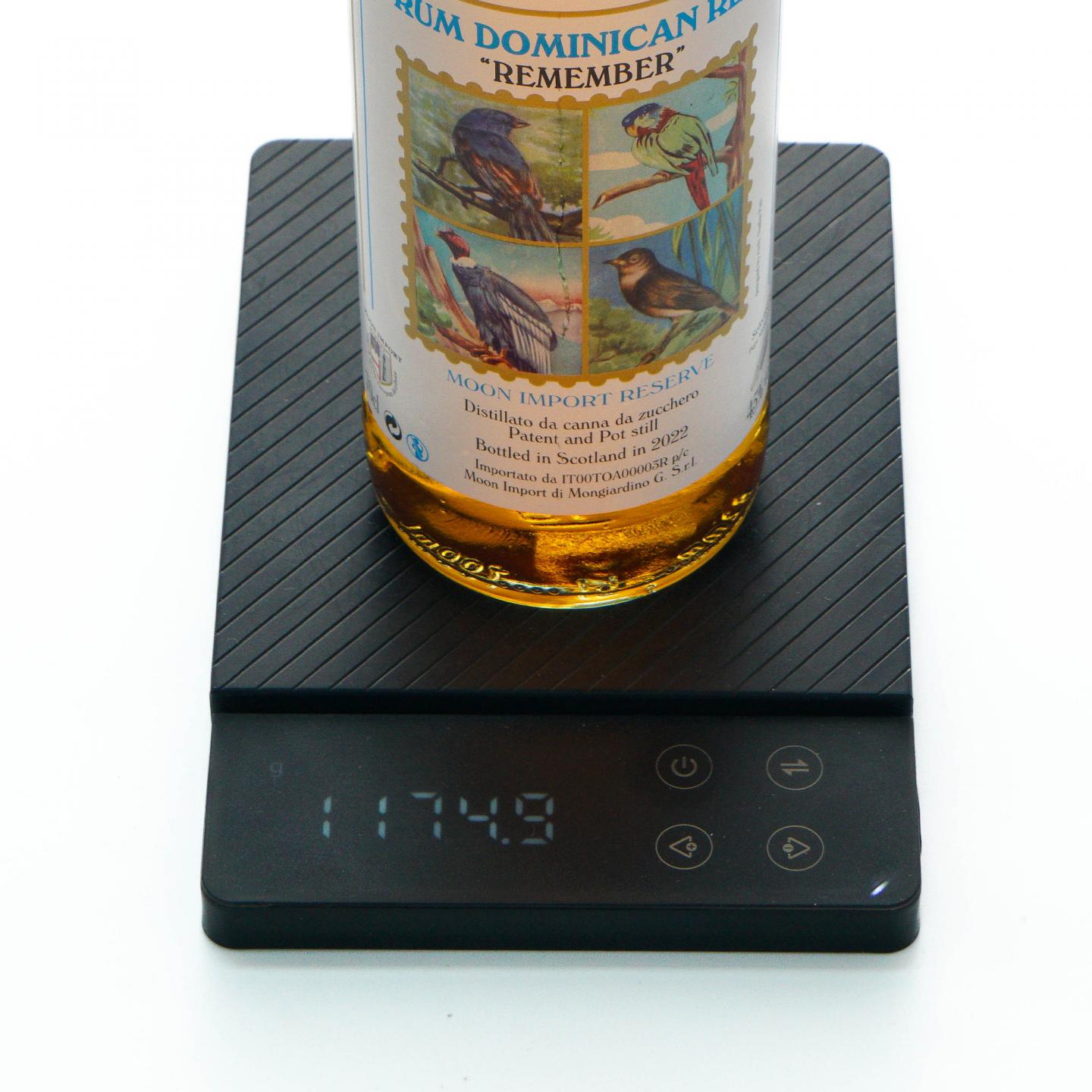 多米尼加朗姆酒 2022 Moon Import