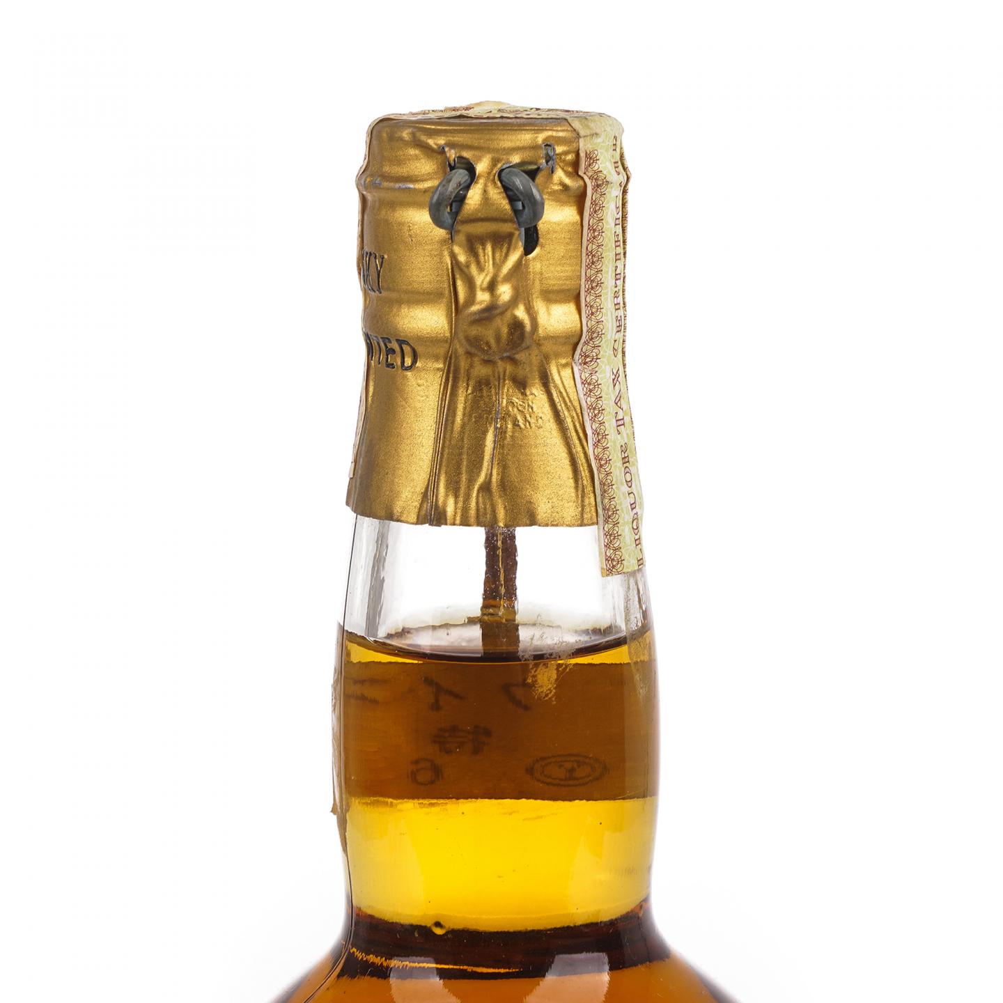 White Horse 白马 特级 调和威士忌 弹弓头