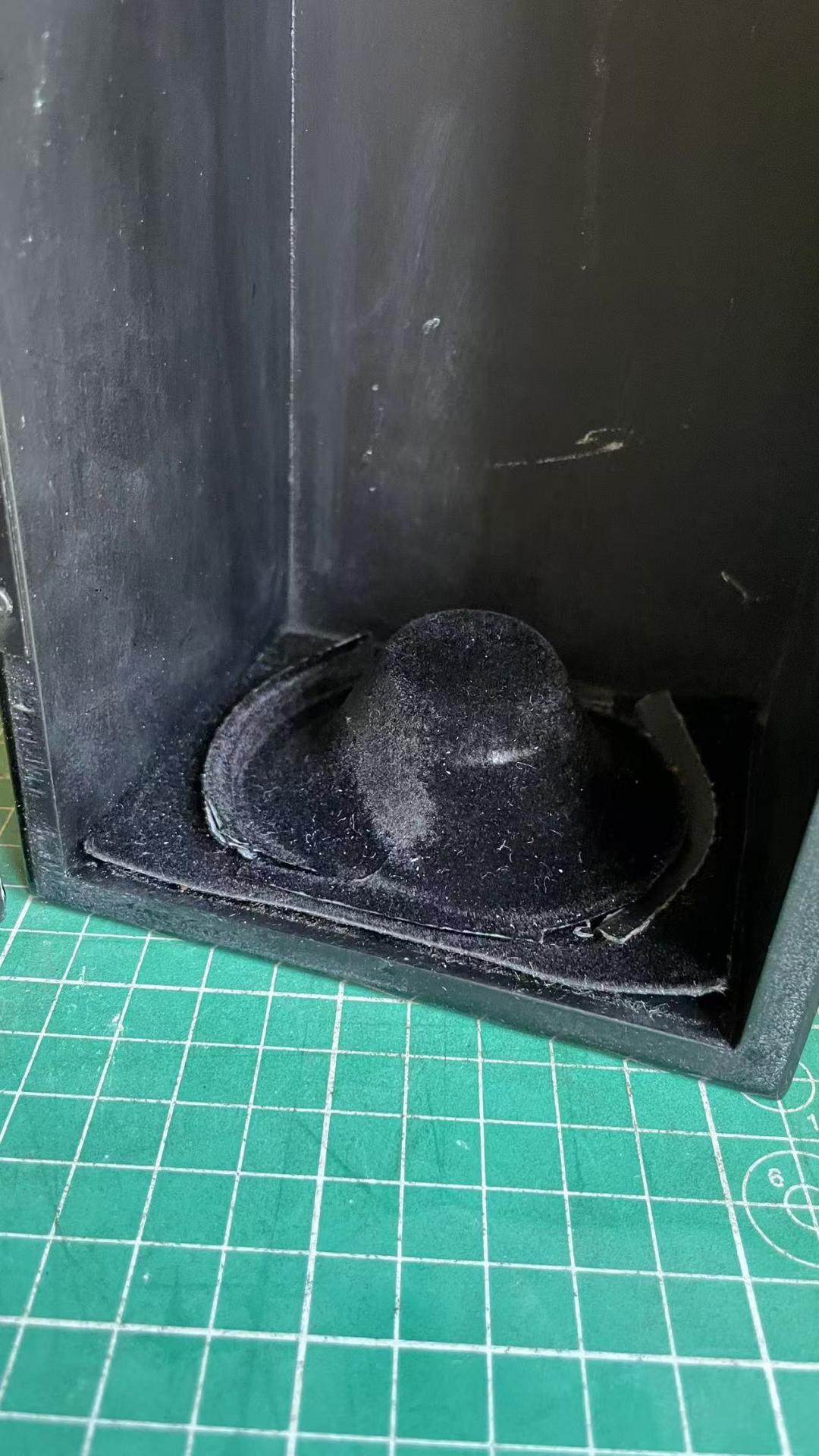 阿贝 10年 2009年装瓶 法国限定 钢琴漆木制礼盒 46度 早年经典版本 2010后的都是43度 非常稀少 值得收藏与品鉴