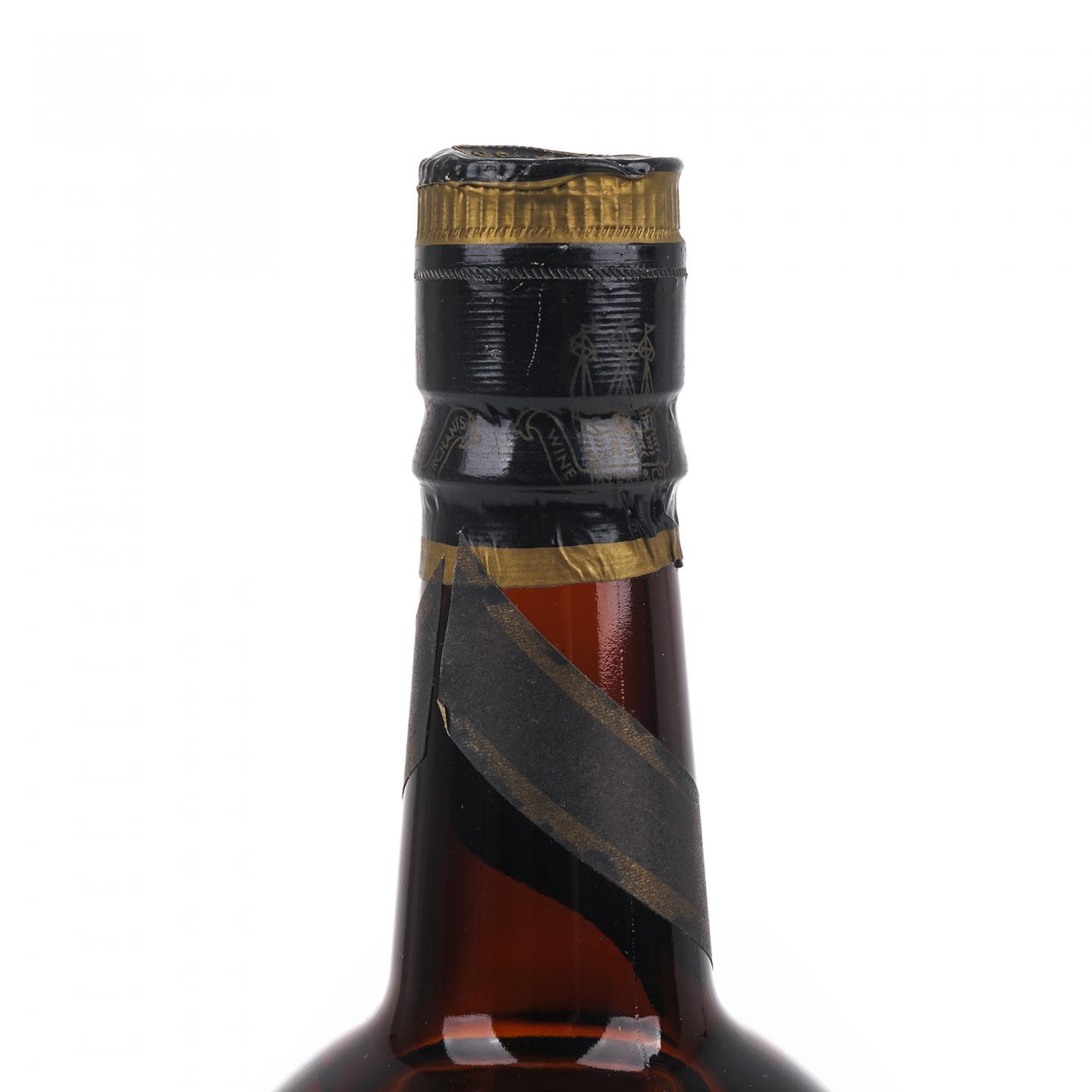 伊丽莎白女王 Averys 调和 De Luxe 750ML