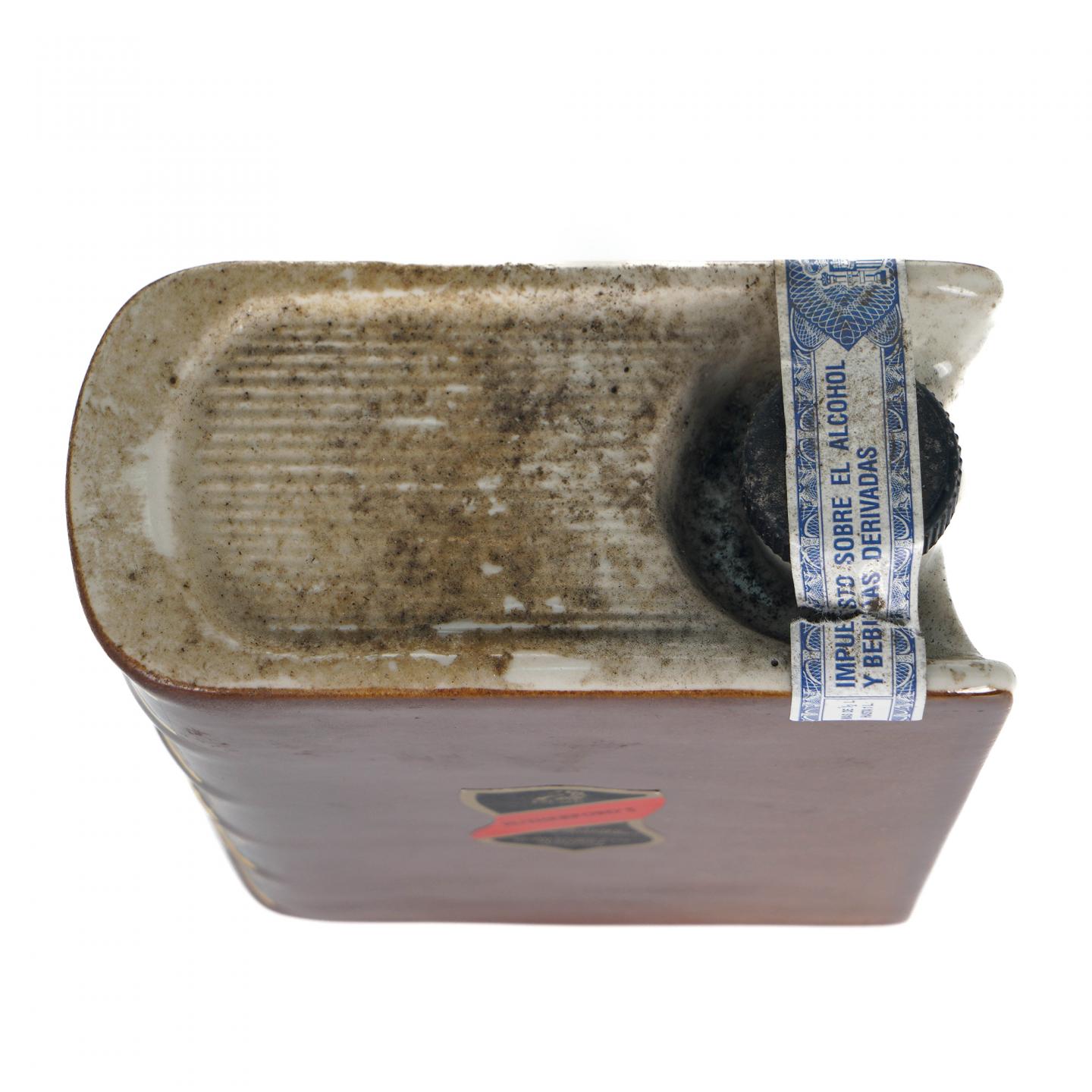 Rhosdhu 橙陶瓷书 Rutherford & Co