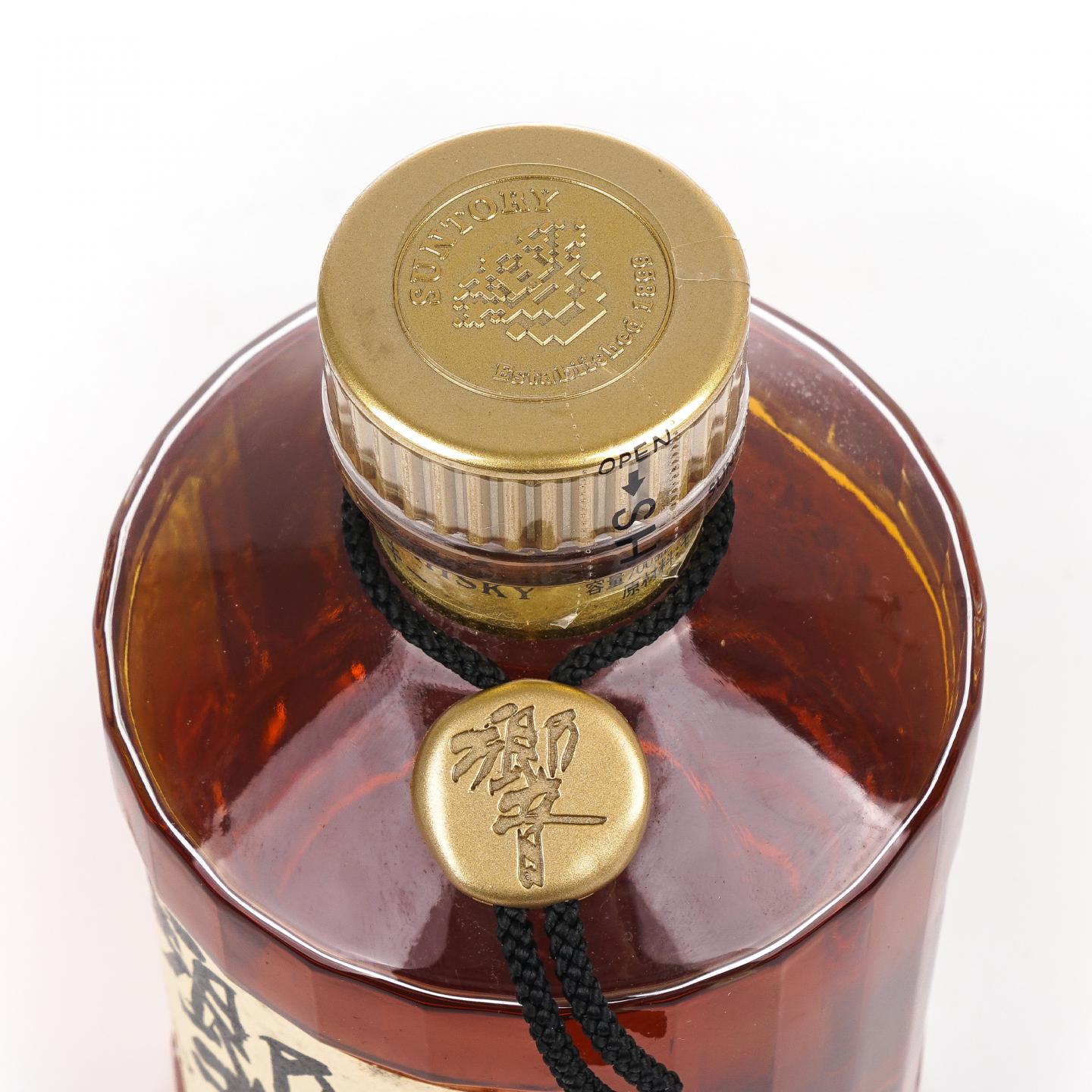 响 金花标 金挂件 700ML