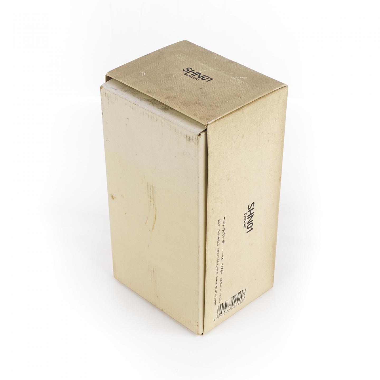 响 金花标 金挂件 700ML